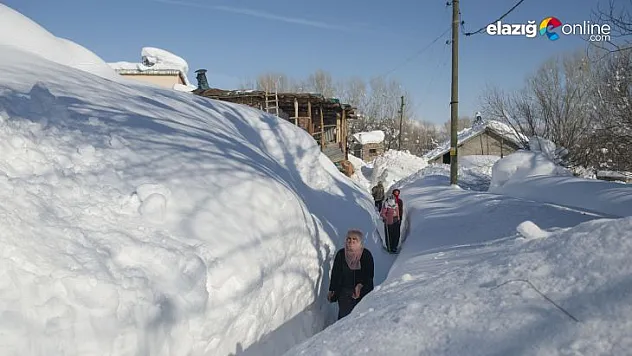 Ovacık'ta kar kalınlığı 2 metreyi aştı