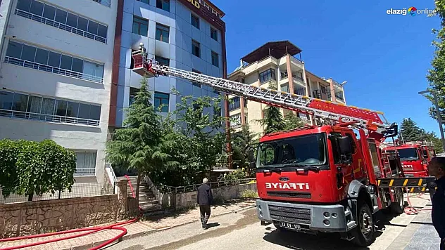 Sürsürü Mahallesi'nde pansiyon yangını!