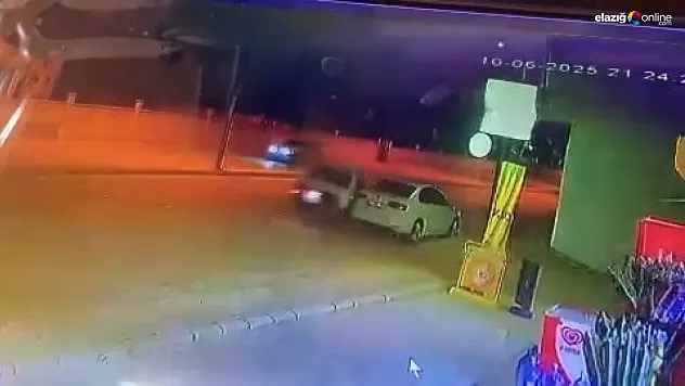 Plakasız Tehlike: Elazığ'da Kaza Yapan Sürücü İzini Kaybettirdi!
