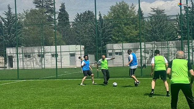 Rektör Göktaş maç teklifini geri çevirmedi!