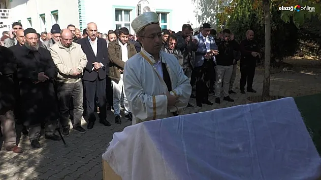 Tuncer ailesinin acı günü! Dualarla son yolculuğuna uğurlandı