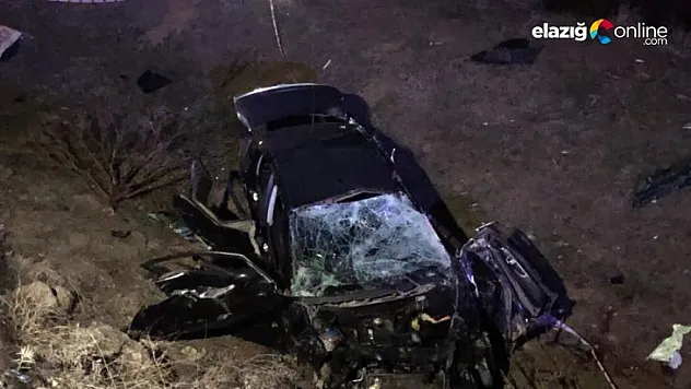 Şarampole uçan otomobil hurdaya döndü