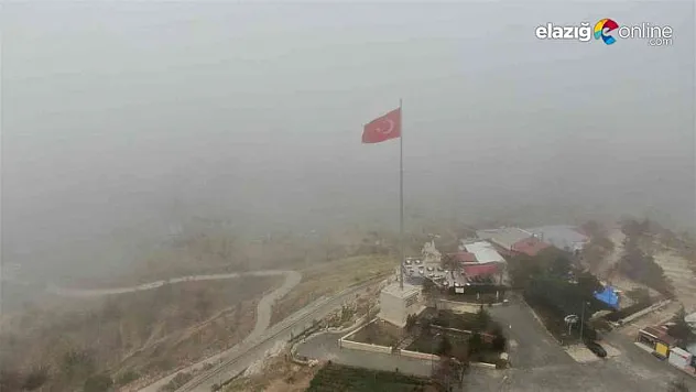 Sis, tarihi Harput Mahallesi ve kent genelini etkisi altına aldı