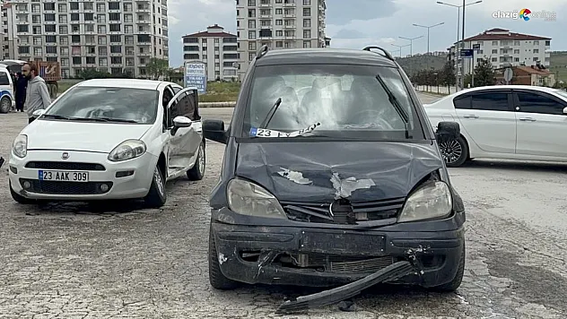 Sıkışan sürücüyü itfaiye kurtardı