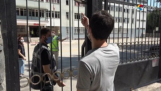 Bir dakika sınava geç kalınca bir yılı gitti