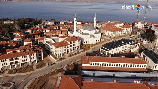 Sivrice 15 ayda modern bir görünüme kavuştu