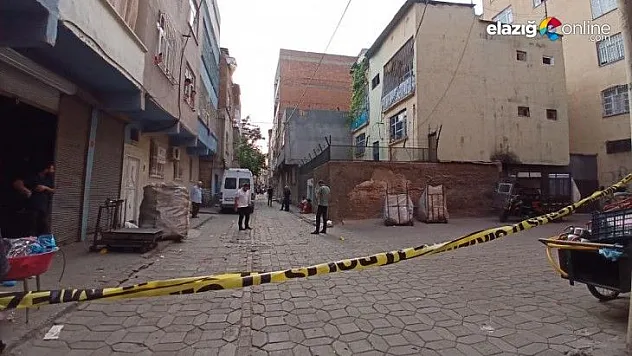 Sokak ortasında silahlı çatışma: 1 ölü, 3 yaralı