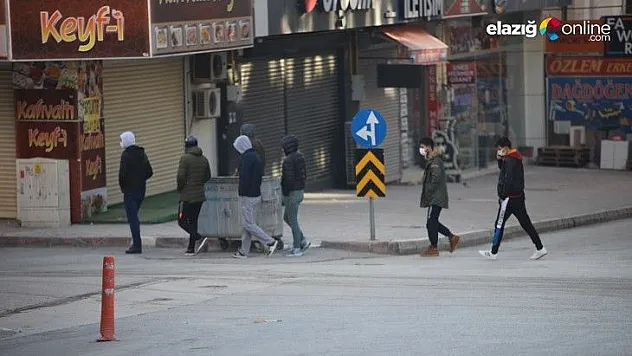 Son 7 saatte 44 artçı deprem meydana geldi