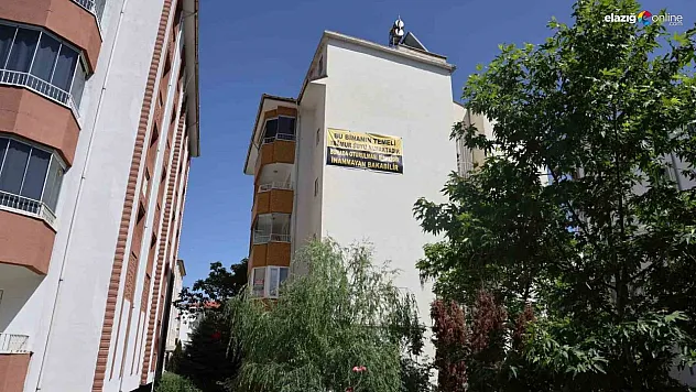 Çareyi pankart asmakta buldu!