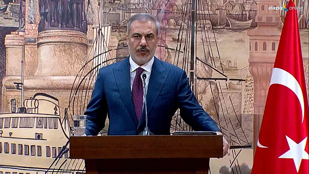 Suriye'de 61 Yıllık Baas Rejimi Sona Erdi: Türkiye'den İlk Açıklama Geldi!