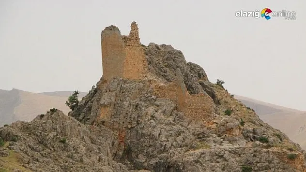 Tam 456 yıllık, muhteşem manzarası ile dikkat çekiyor