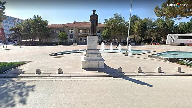 Tarihi Atatürk anıtı kaldırılıyor! Elazığ Belediyesi'nden Atatürk anıtı duyurusu