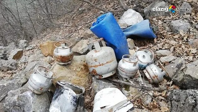 Teröristlerin kullandığı 3 mağara ve EYP imha edildi