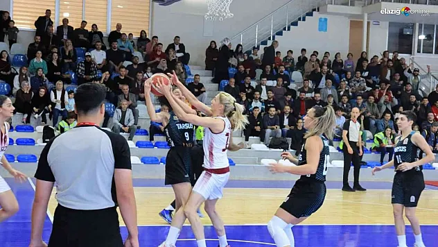 Elazığ'ın Perileri Tarsus Belediyesi'ne ilk yenilgisini yaşattı