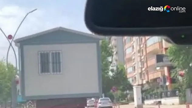 Trafikte yaptığıyla herkesin hayatını tehlikeye attı