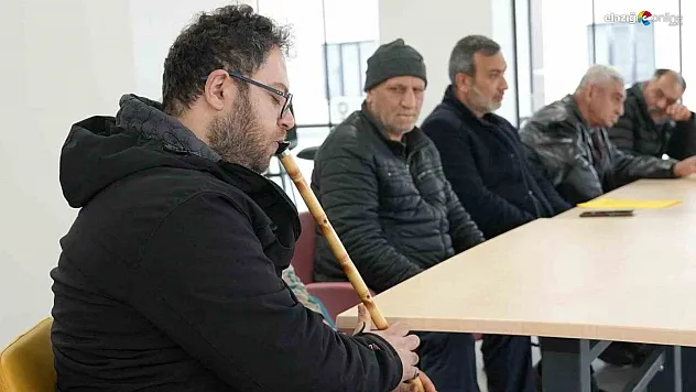 Elazığ'da Psikoterapi ve Sanat Buluştu! Ney Dinletisi ve Şiir Terapisi Moral Oldu!