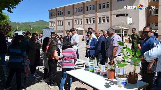 Tunceli'de bilim şenliği etkinliği