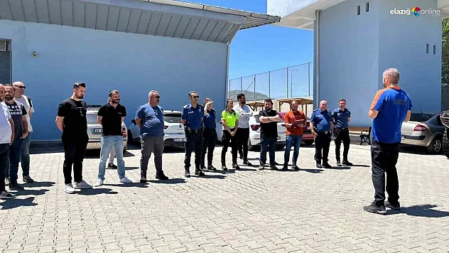 Tunceli'de kamu personeline yönelik afet farkındalık ve yangın eğitimi