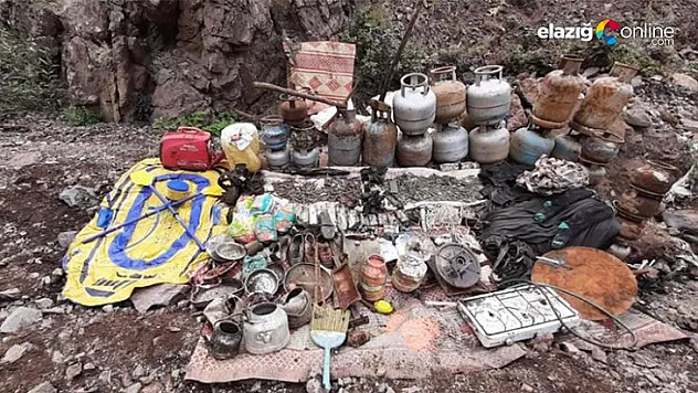 Tunceli'de teröristlerin kullandığı 5 odalı sığınak imha edildi