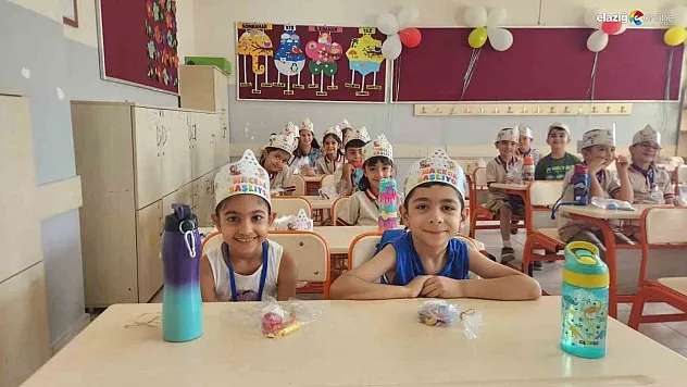 Tunceli'de uyum haftası başladı: Minikler ilk kez sıralarına oturdu