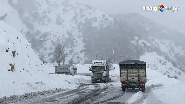 Tunceli-Erzincan karayolu kontrollü şekilde geçişlere açıldı