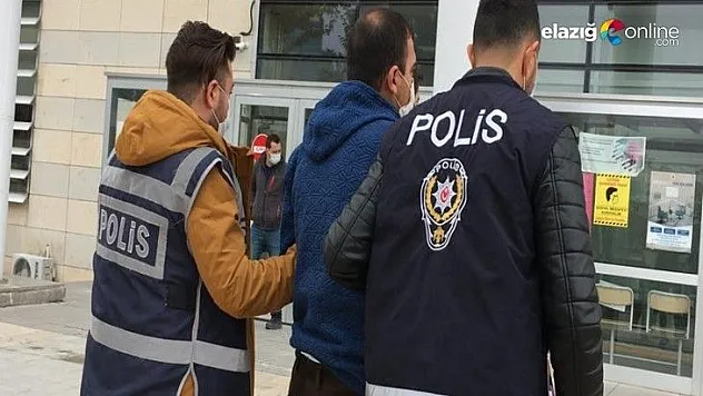 Uyuşturucu tacirine şok baskın, hepsi odunluktan çıktı