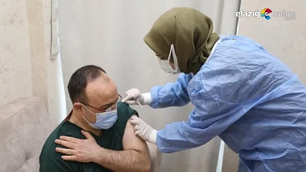 Vali Erkaya Yırık koronavirüs aşısı oldu