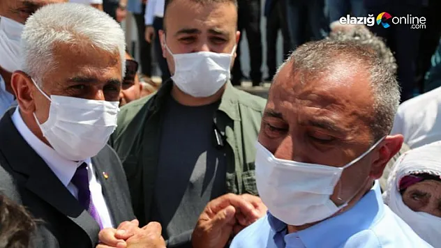 Vali Tuncay Sonel Gözyaşları İle Uğurlandı