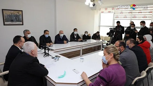 Vali Yırık Elazığ'ın gündemiyle ilgili açıklamalarda bulundu