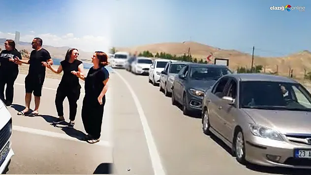 Vatandaşlar feribot çilesini eğlenceye çevirdi!