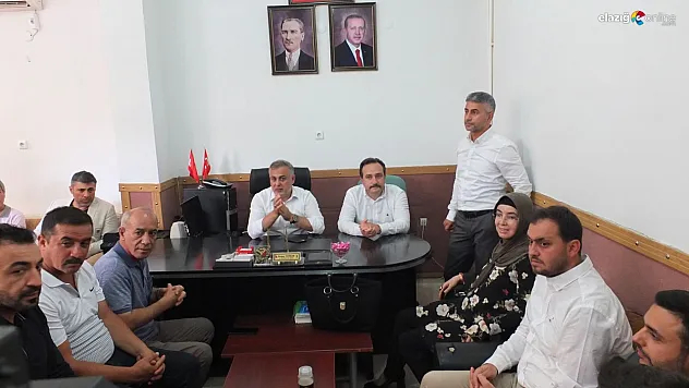 Vekil Bulut ve Ağar, Keban'da partililerle bayramlaştı