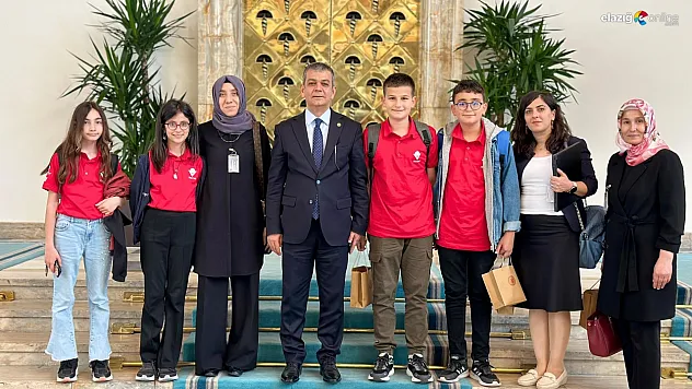 Vekil Keleş TÜBİTAK finalistlerini TBMM'de ağırladı!