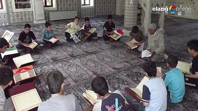 Yaz Kur'an kursları bu yıl Diyanet TV'de!