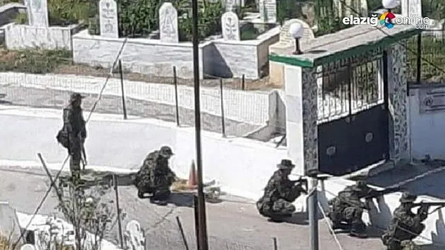 Yunanlar Türk Köyü'ne asker gönderdi