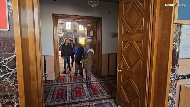 Elazığ'da Cuma öncesi denetimlerde ilginç anlar!