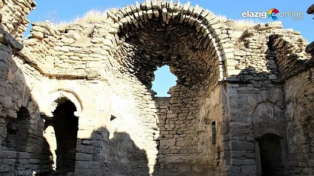 Bin 200 yıl önce hastane ve cami olarak kullanılmış