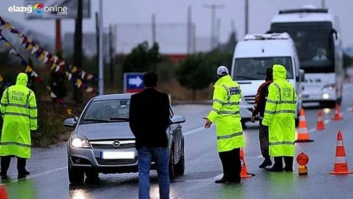 Elazığ'da Kurallara Uymayan Sürücülere Ceza Yağdı!