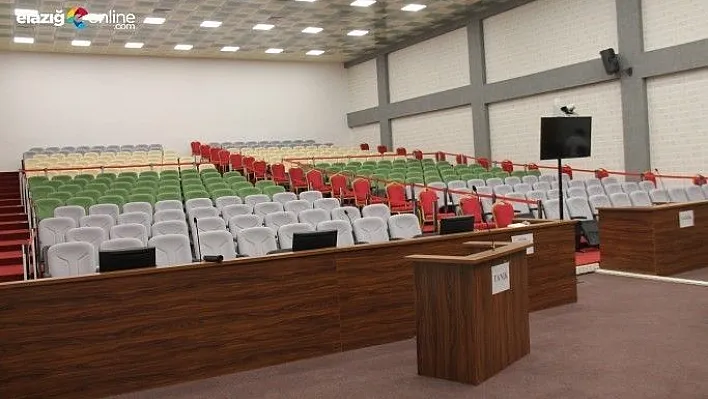 61 askerin yargılanacağı salon hazırlandı