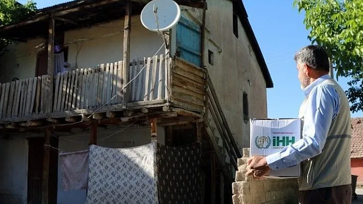 Elazığ İHH'dan 2bin aileye yardım