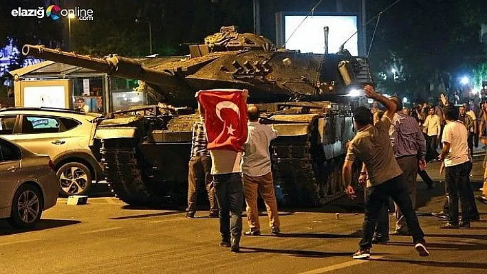 Darbe girişimi lanetleniyor