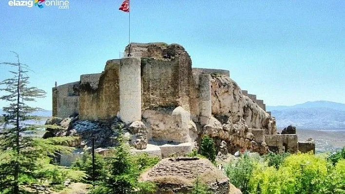 2 bin 800 yıllık tarihi surlar ayağa kaldırılıyor
