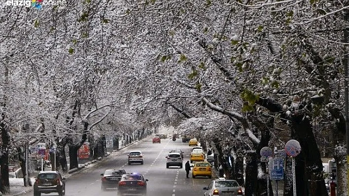 Ankara'da kar, kartpostallık görüntüler oluşturdu