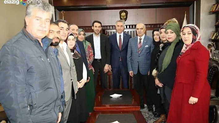 'STK'lar ülkenin yapılanmasında önemli bir yer tutuyor'