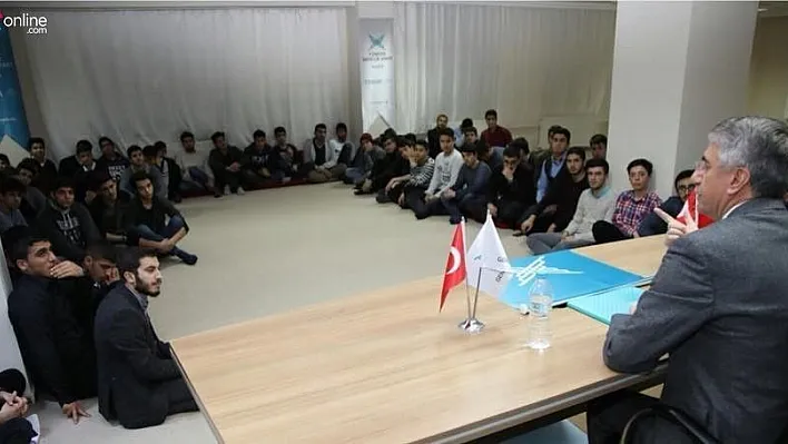 Başkan Yanılmaz, TÜGVA'lı Gençlerle Biraraya Geldi