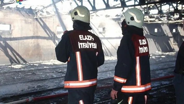 Elazığ'da Çiftlik Yangını, 22bin Civciv Telef Oldu!
