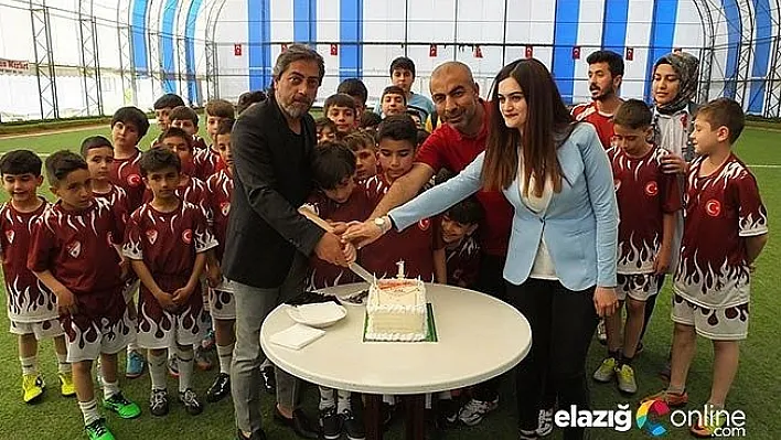 Elazığspor Futbol Okulu açıldı