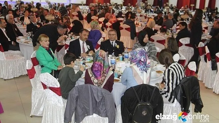 Vali Kaldırım: Polisimiz, askerimiz gönülden hizmet ediyor