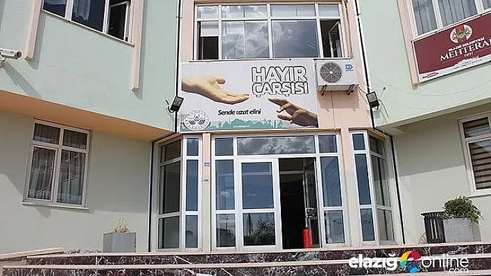 &quotHayır Çarşısı" Ramazan'da da yüzleri güldürüyor