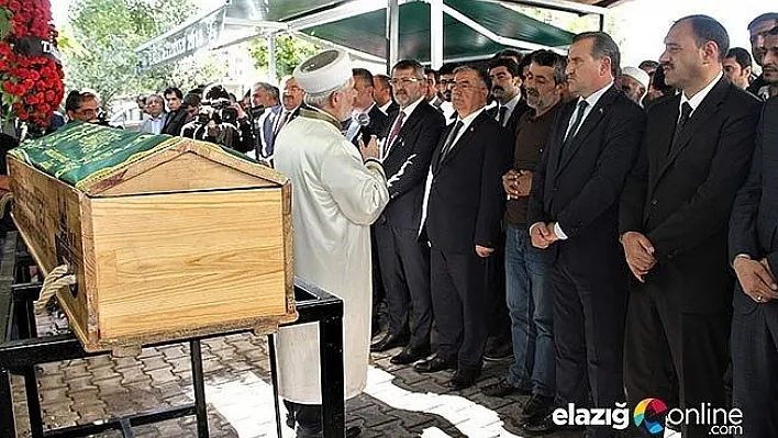 Kazada hayatını kaybeden Ataş, son yolculuğuna uğurlandı