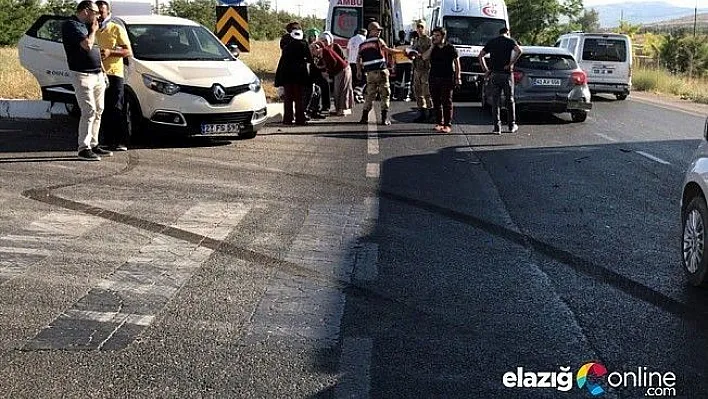 Elazığ'da trafik kazası: 10 yaralı